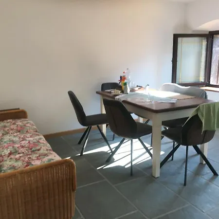 Paradise Apartment Sutrio